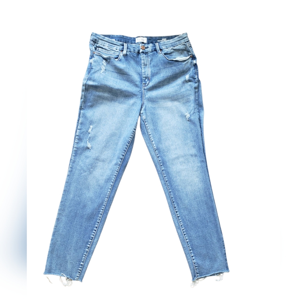 Nicole Miller Light Blue Distressed Women Jeans Size 12. High Rise Ankle Skinny.